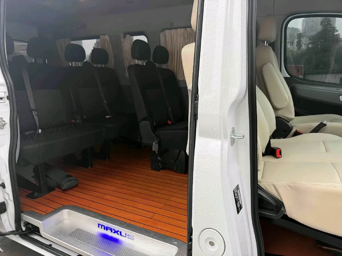 2025 MAXUS XinTu V80 2.0T 147HP L4 6MT,autocango,china used car exporter,china ev exporter,chinese used car exporter,chinese used ev exporter