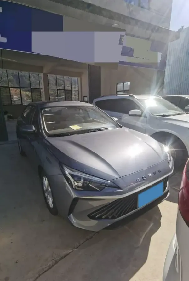 2023 Roewe i5 1.5L 129HP L4 5MT,autocango,china used car exporter,china ev exporter,chinese used car exporter,chinese used ev exporter