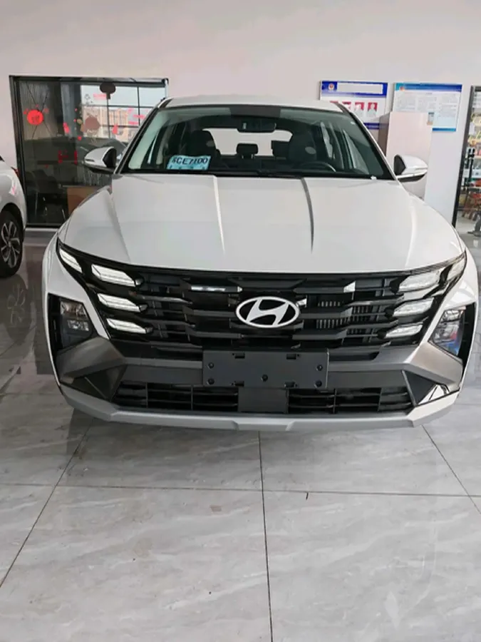 2023 Hyundai Tucson 1.5T 200HP L4 8AT,autocango,china used car exporter,china ev exporter,chinese used car exporter,chinese used ev exporter