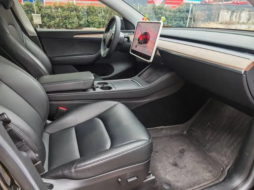 2022 Tesla Model Y BEV 60KWH,autocango,china used car exporter,china ev exporter,chinese used car exporter,chinese used ev exporter