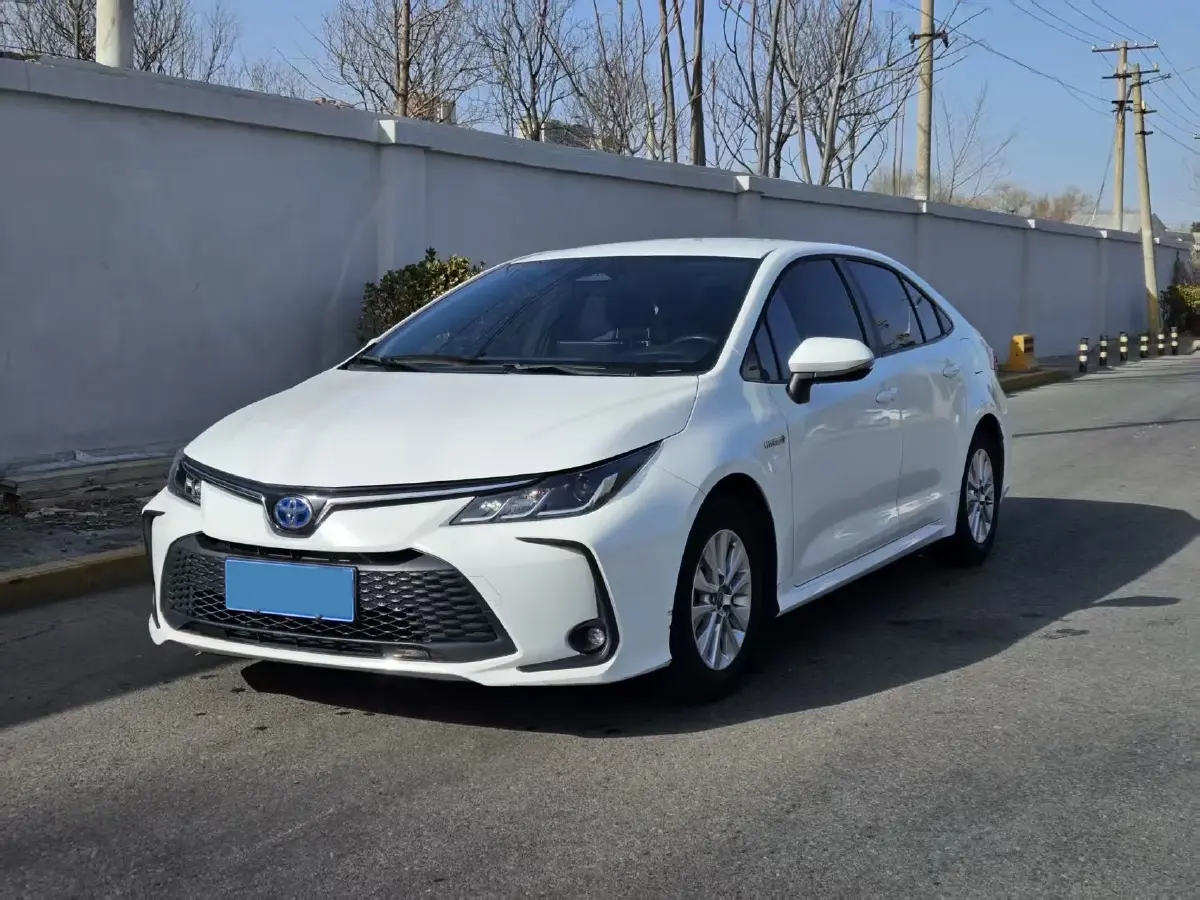 2023 Toyota Corolla 1.8L 98HP L4 E-CVT Hybrid