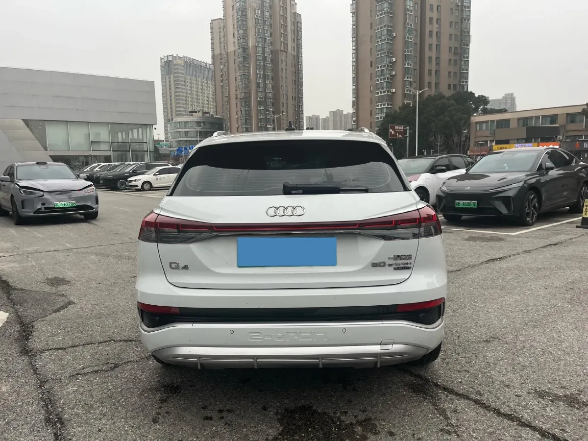 2023 Audi Q4 e-tron BEV 84.8KWH,autocango,china used car exporter,china ev exporter,chinese used car exporter,chinese used ev exporter