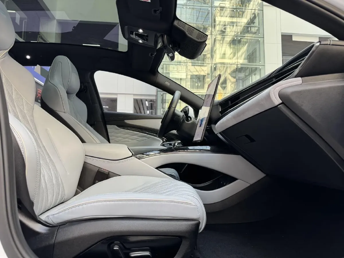 2023 BYD Seal BEV 61.4KWH,autocango,china used car exporter,china ev exporter,chinese used car exporter,chinese used ev exporter