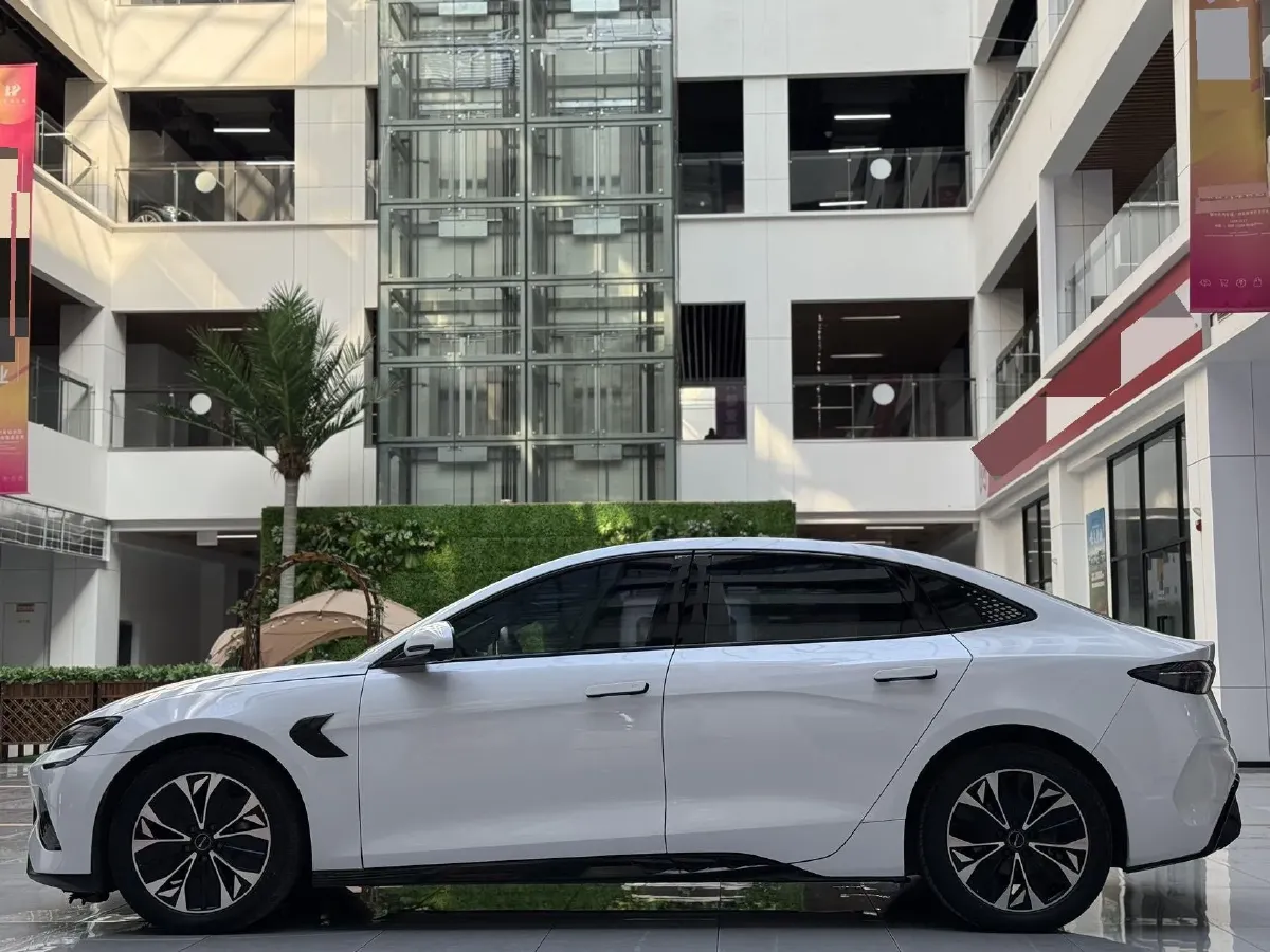 2023 BYD Seal BEV 61.4KWH,autocango,china used car exporter,china ev exporter,chinese used car exporter,chinese used ev exporter