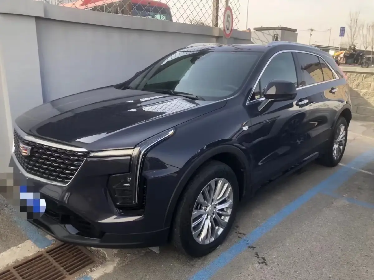 2024 Cadillac XT4 2.0T 237HP L4 9AT