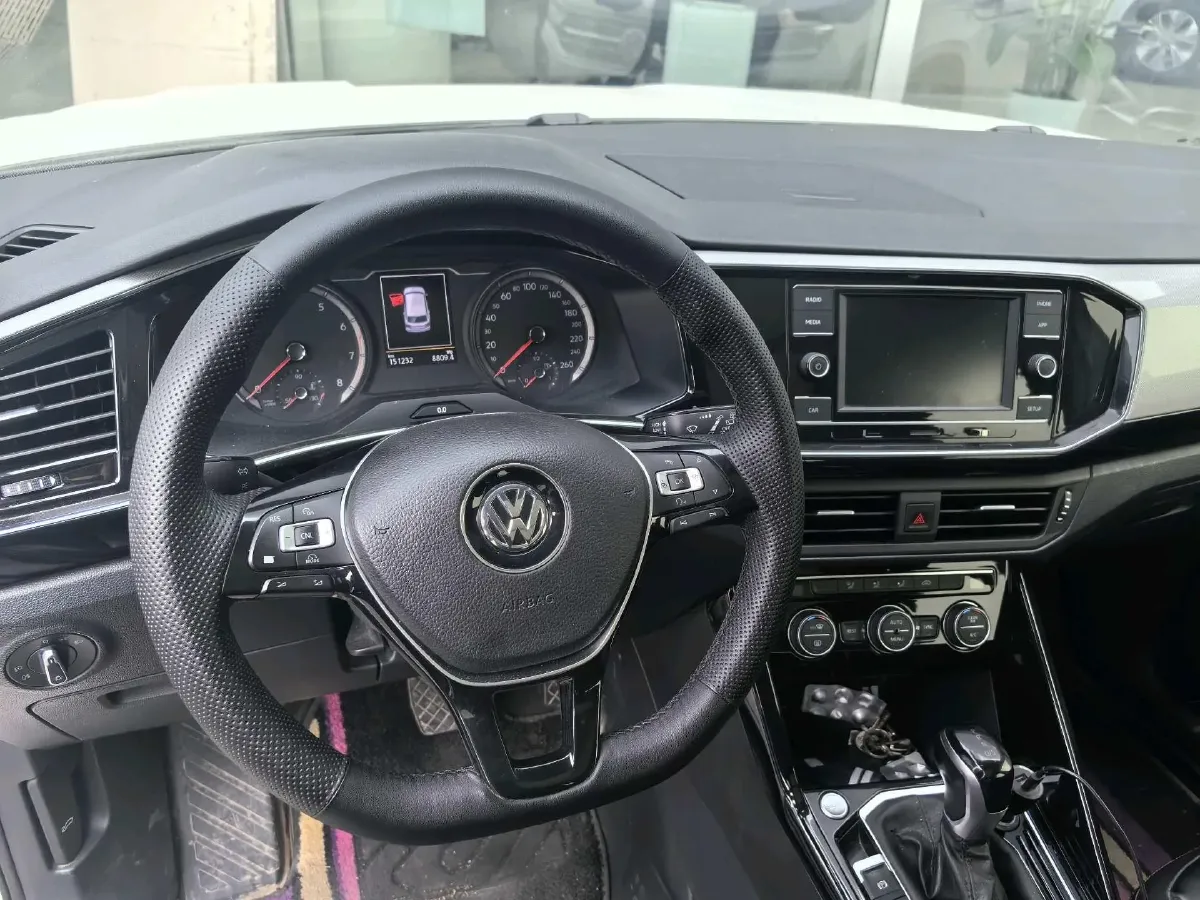 2019 Jeep Cherokee 2.0T 234HP L4 9AT,autocango,china used car exporter,china ev exporter,chinese used car exporter,chinese used ev exporter