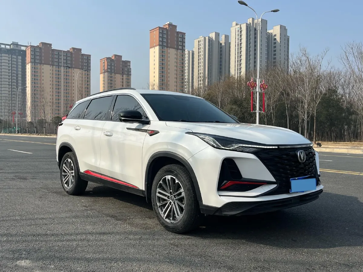 2022 ChangAn CS75 Plus 1.5T 178HP L4 6AT,autocango,china used car exporter,china ev exporter,chinese used car exporter,chinese used ev exporter