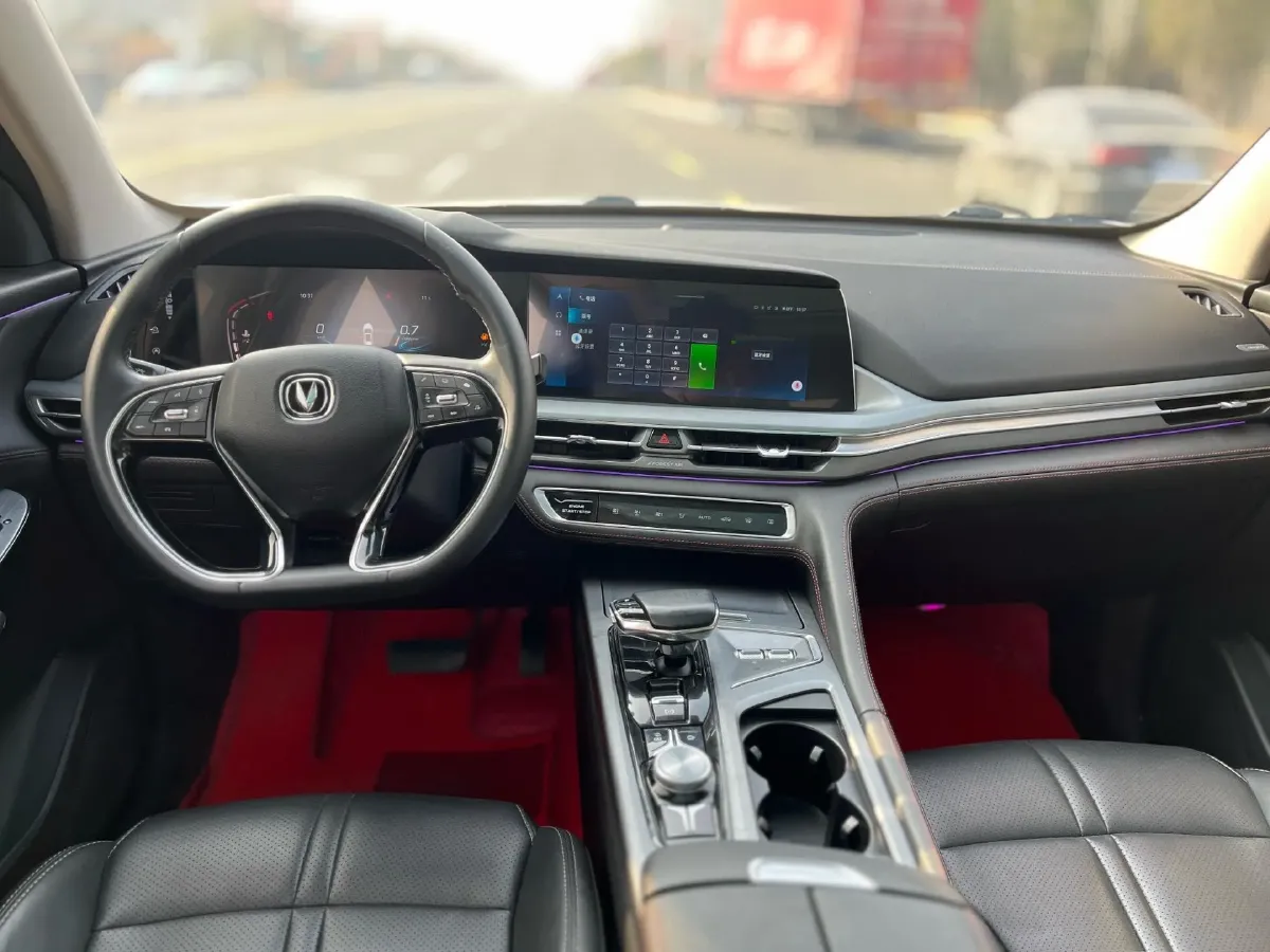 2022 ChangAn CS75 Plus 1.5T 178HP L4 6AT,autocango,china used car exporter,china ev exporter,chinese used car exporter,chinese used ev exporter