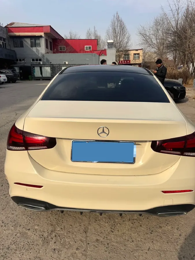 2020 Mercedes-Benz A Class 1.3T 163HP L4 7DCT,autocango,china used car exporter,china ev exporter,chinese used car exporter,chinese used ev exporter