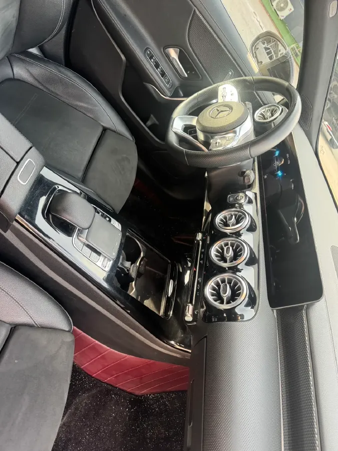 2020 Mercedes-Benz A Class 1.3T 163HP L4 7DCT,autocango,china used car exporter,china ev exporter,chinese used car exporter,chinese used ev exporter