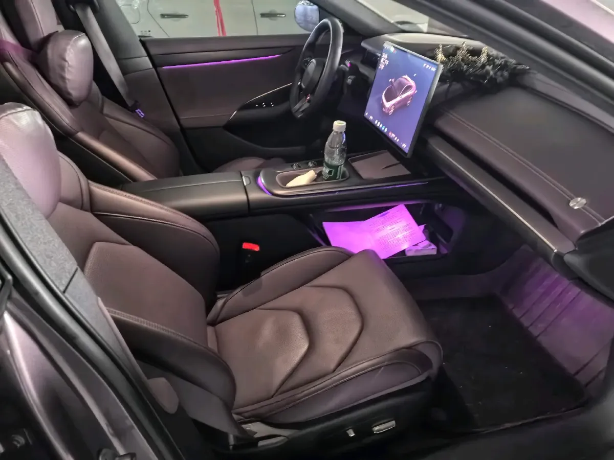 2024 MI SU7 BEV 73.6KWH,autocango,china used car exporter,china ev exporter,chinese used car exporter,chinese used ev exporter