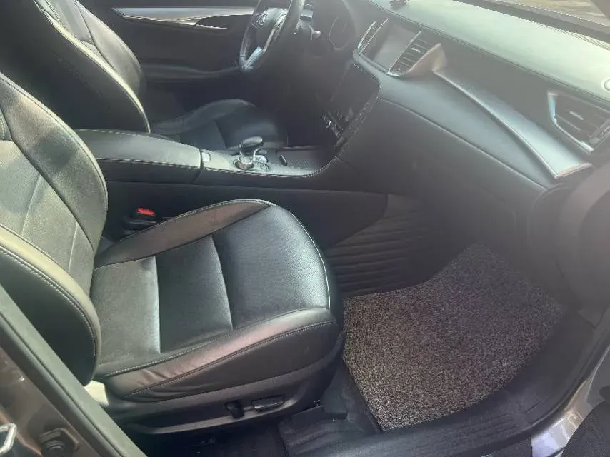 2018 Mitsubishi Pajero 3.0L 174HP V6 5AT,autocango,china used car exporter,china ev exporter,chinese used car exporter,chinese used ev exporter