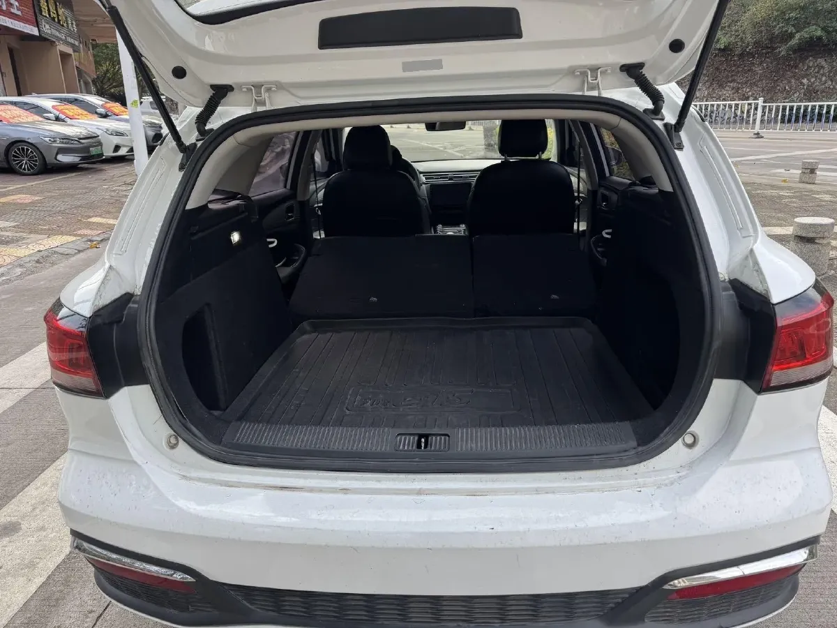 2019 Roewe Ei5 BEV 52.5KWH,autocango,china used car exporter,china ev exporter,chinese used car exporter,chinese used ev exporter