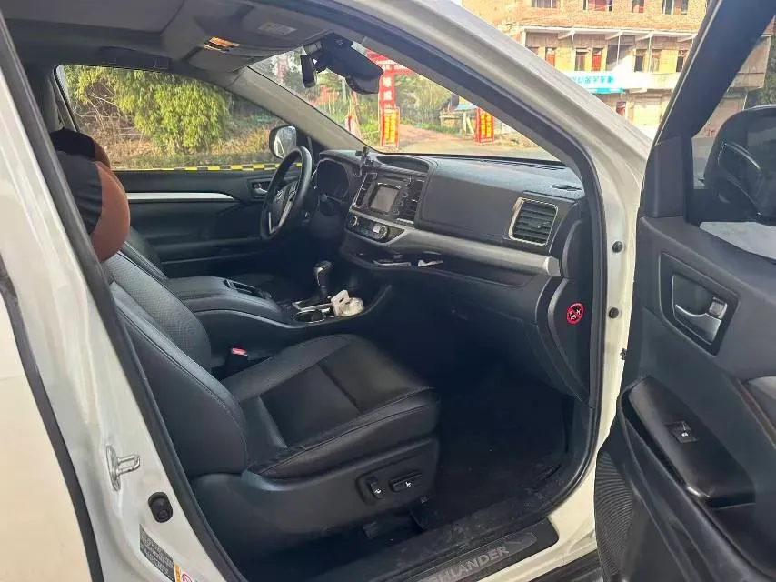 2018 Toyota Highlander 2.0T 220HP L4 6AT,autocango,china used car exporter,china ev exporter,chinese used car exporter,chinese used ev exporter