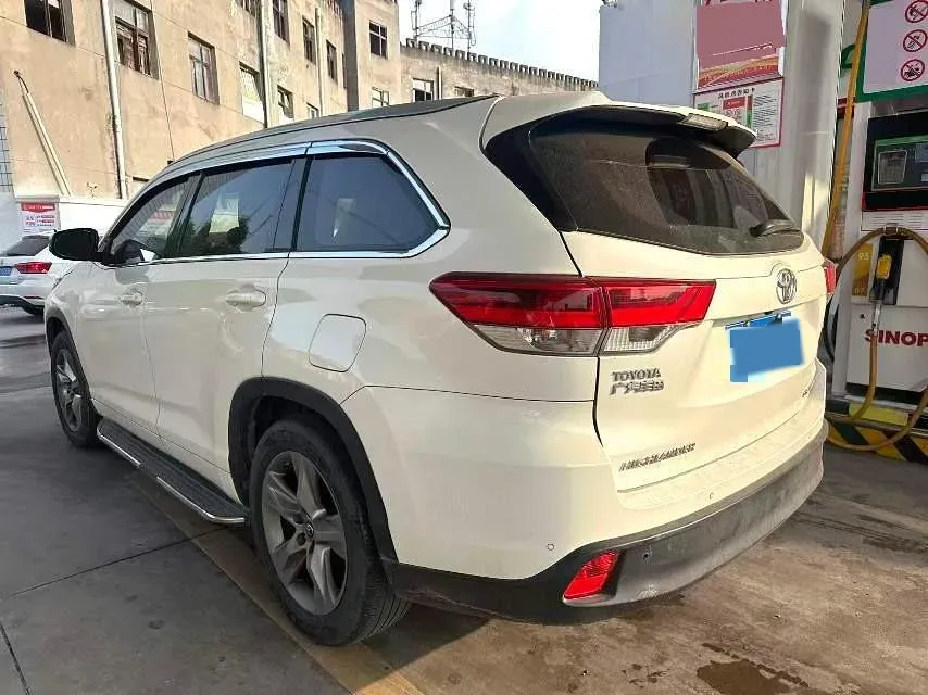 2018 Toyota Highlander 2.0T 220HP L4 6AT,autocango,china used car exporter,china ev exporter,chinese used car exporter,chinese used ev exporter