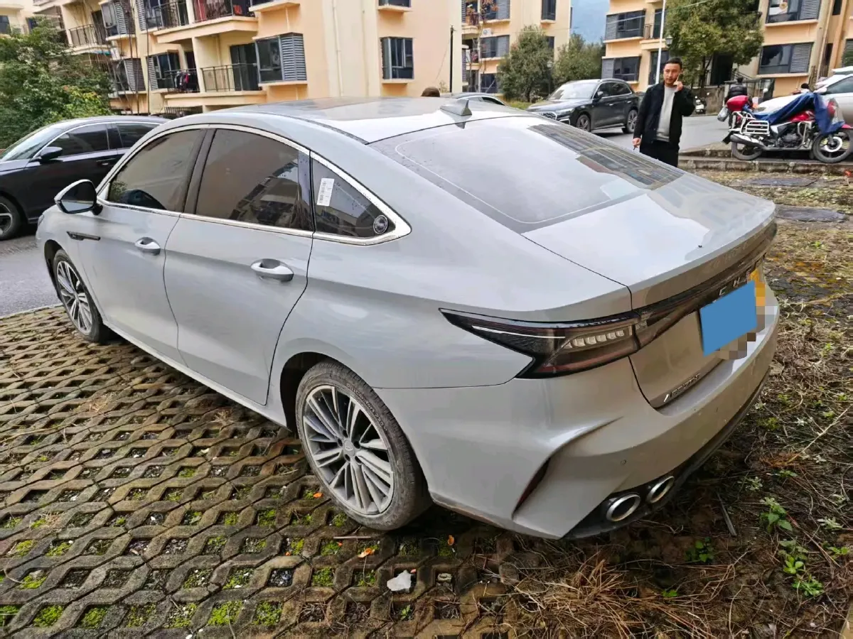 2025 Chery Arrizo 8 1.6T 197HP L4 7DCT,autocango,china used car exporter,china ev exporter,chinese used car exporter,chinese used ev exporter