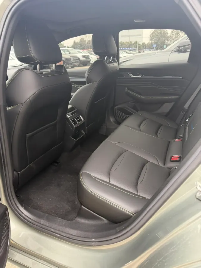 2023 Geely Preface 1.5T 181HP L4 7DCT,autocango,china used car exporter,china ev exporter,chinese used car exporter,chinese used ev exporter