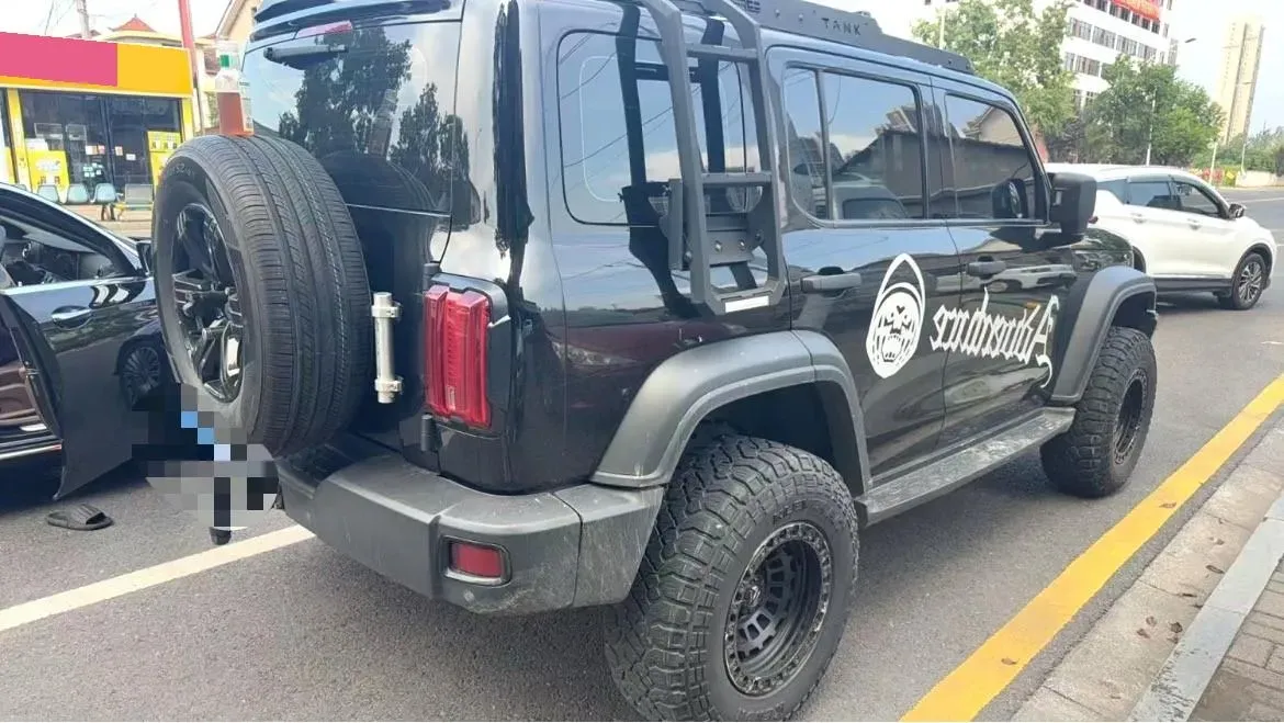 2021 Tank 300 2.0T 227HP L4 8AT,autocango,china used car exporter,china ev exporter,chinese used car exporter,chinese used ev exporter