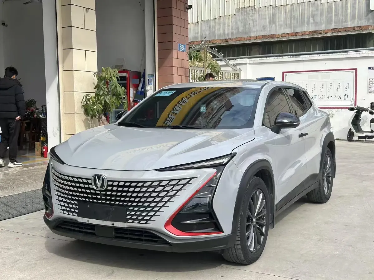 2021 ChangAn UNI-T 1.5T 180HP L4 7DCT,autocango,china used car exporter,china ev exporter,chinese used car exporter,chinese used ev exporter