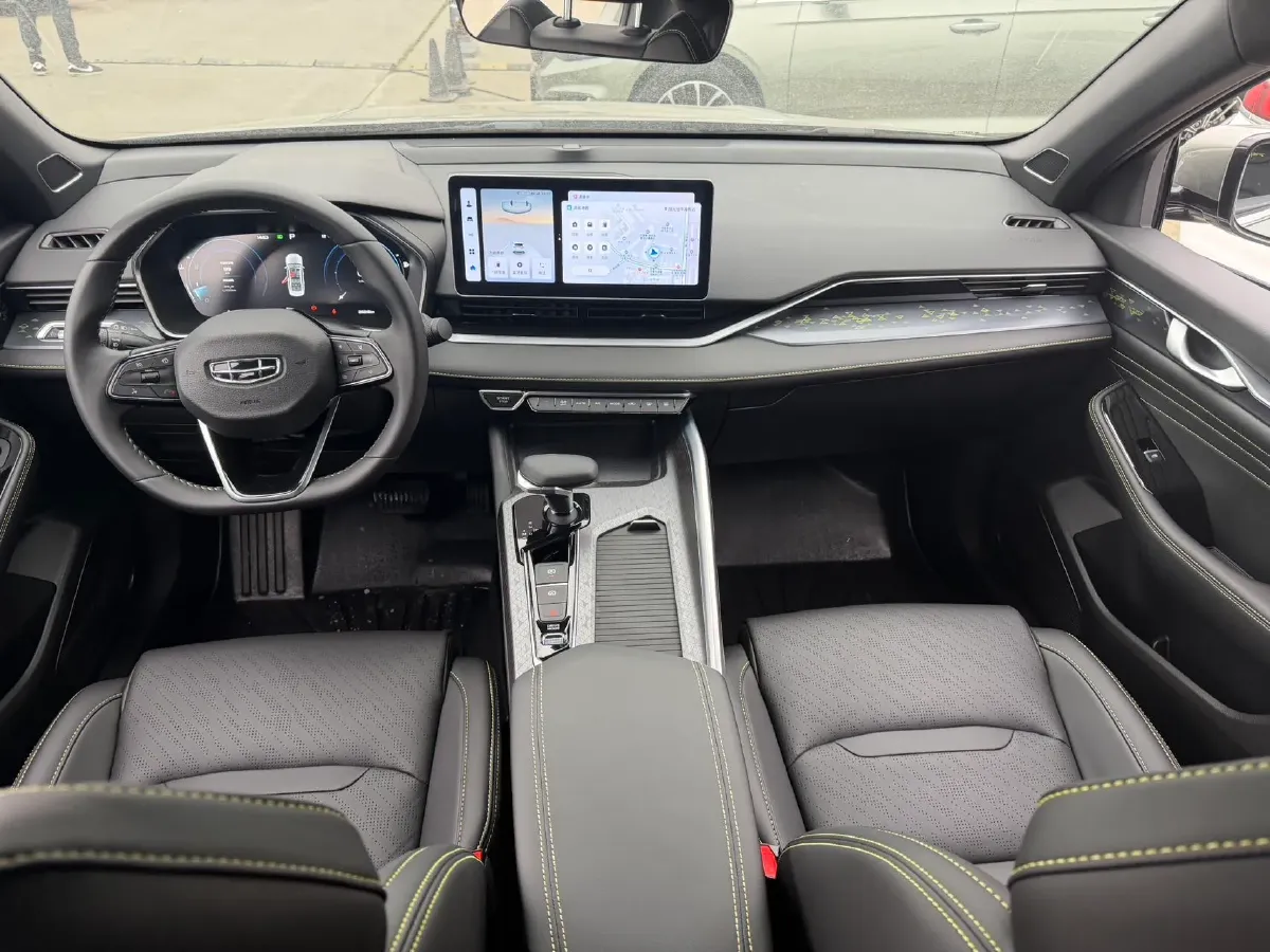 2023 Geely Preface 1.5T 181HP L4 7DCT,autocango,china used car exporter,china ev exporter,chinese used car exporter,chinese used ev exporter