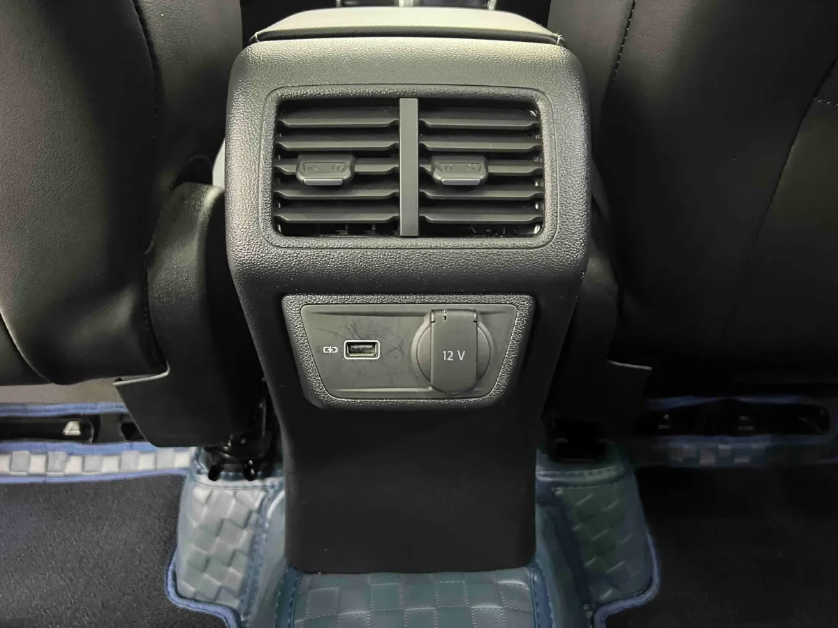 2022 Jetta VS7 1.4T 150HP L4 6AT,autocango,china used car exporter,china ev exporter,chinese used car exporter,chinese used ev exporter