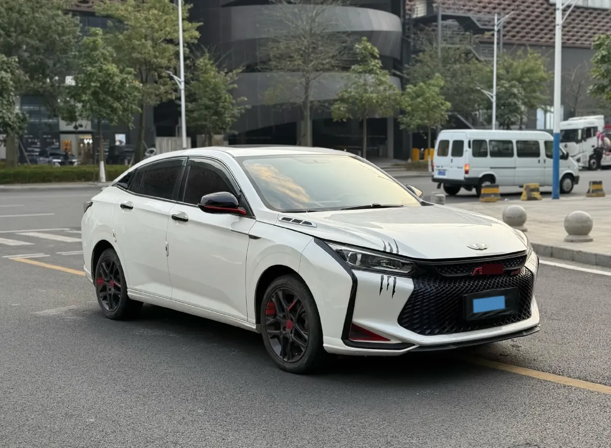 2021 DongFeng Aeolus YiXuan 1.5T 150HP L4 6DCT,autocango,china used car exporter,china ev exporter,chinese used car exporter,chinese used ev exporter