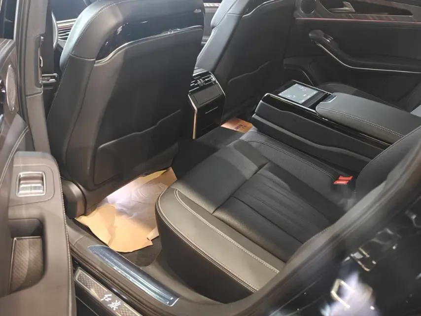 2023 HongQi H9 2.0T 252HP L4 7DCT,autocango,china used car exporter,china ev exporter,chinese used car exporter,chinese used ev exporter