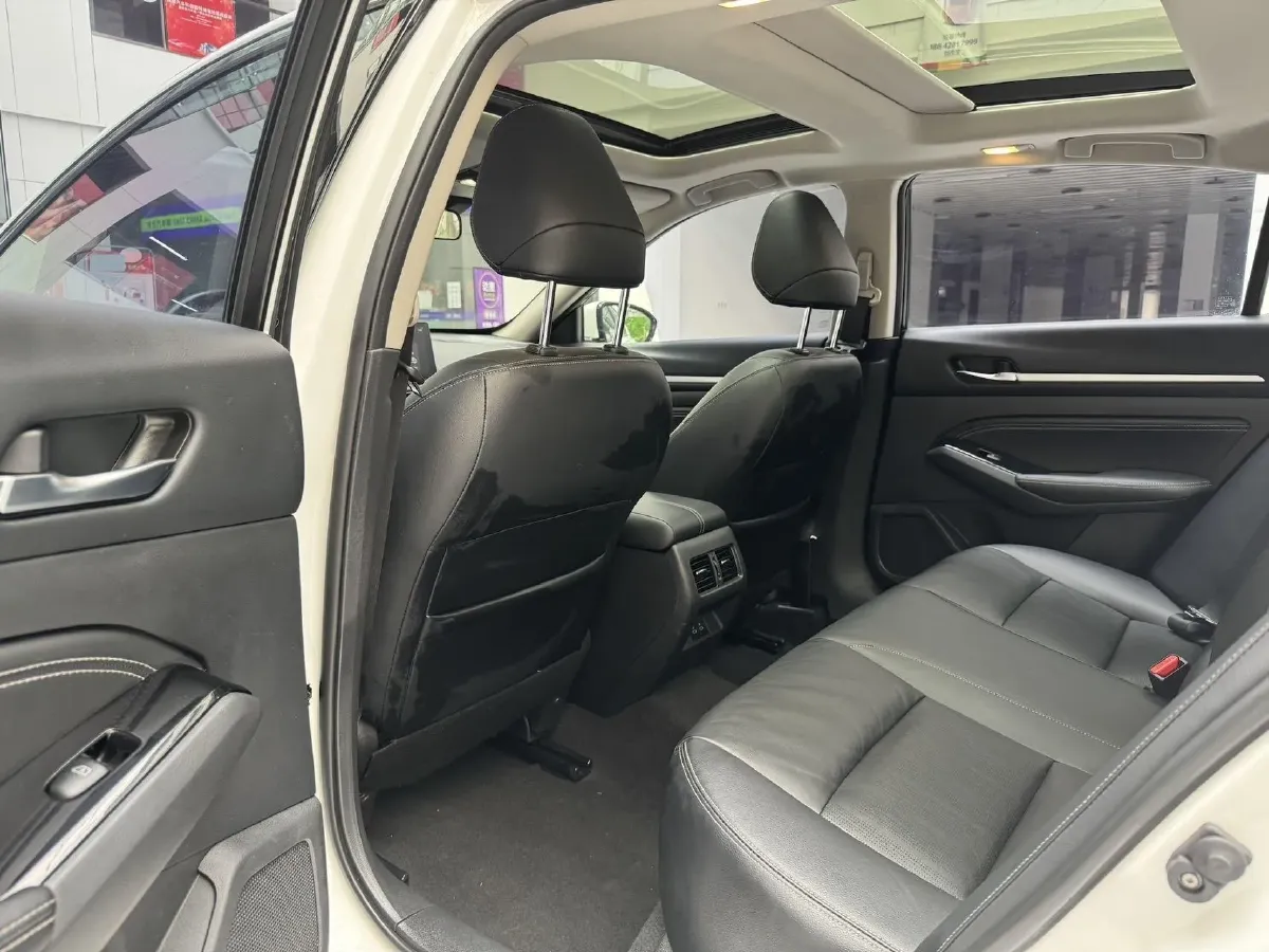 2022 Nissan Teana 2.0L 156HP L4 CVT,autocango,china used car exporter,china ev exporter,chinese used car exporter,chinese used ev exporter