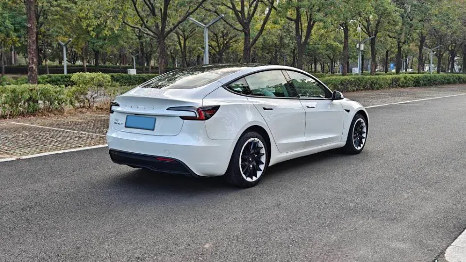 2025 Tesla Model 3 BEV 62.5KWH,autocango,china used car exporter,china ev exporter,chinese used car exporter,chinese used ev exporter