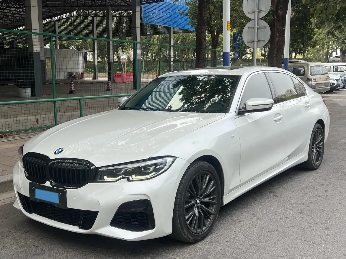 2020 BMW 3 Series 2.0T 156HP L4 8AT