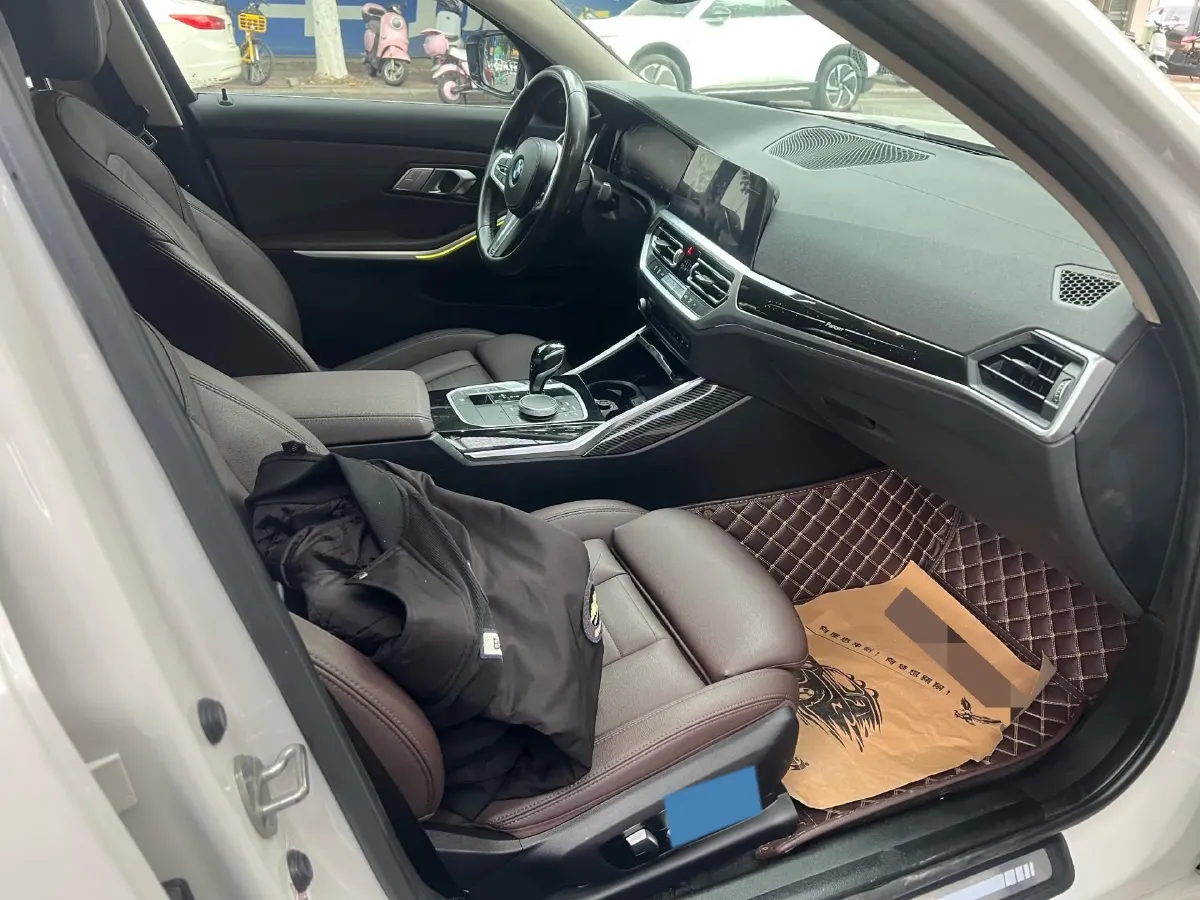 2020 BMW 3 Series 2.0T 156HP L4 8AT,autocango,china used car exporter,china ev exporter,chinese used car exporter,chinese used ev exporter