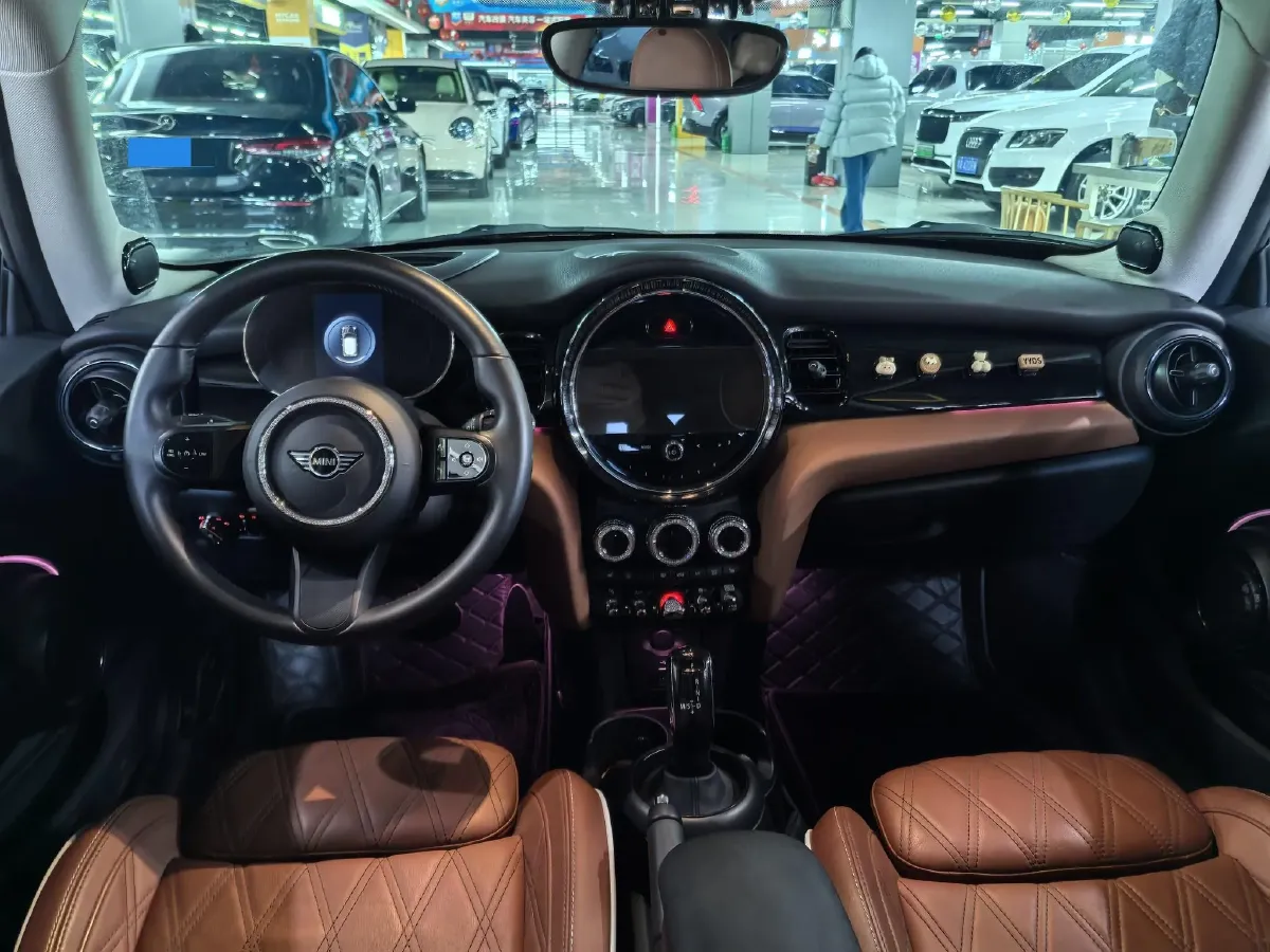 2023 MINI MINI 1.5T 136HP L3 7DCT,autocango,china used car exporter,china ev exporter,chinese used car exporter,chinese used ev exporter