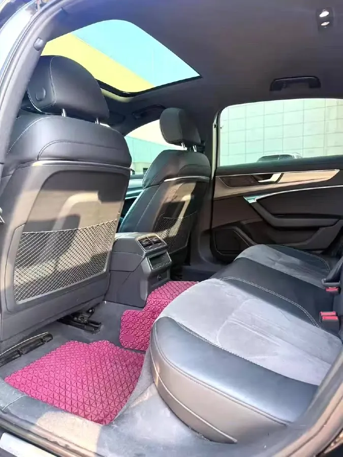 2021 Audi A6L 2.0T 190HP L4 7DCT,autocango,china used car exporter,china ev exporter,chinese used car exporter,chinese used ev exporter