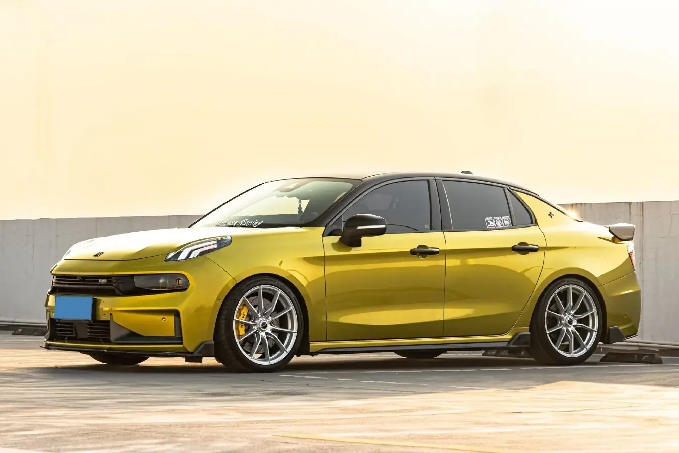 2022 LYNK&CO 03 2.0T 254HP L4 8AT