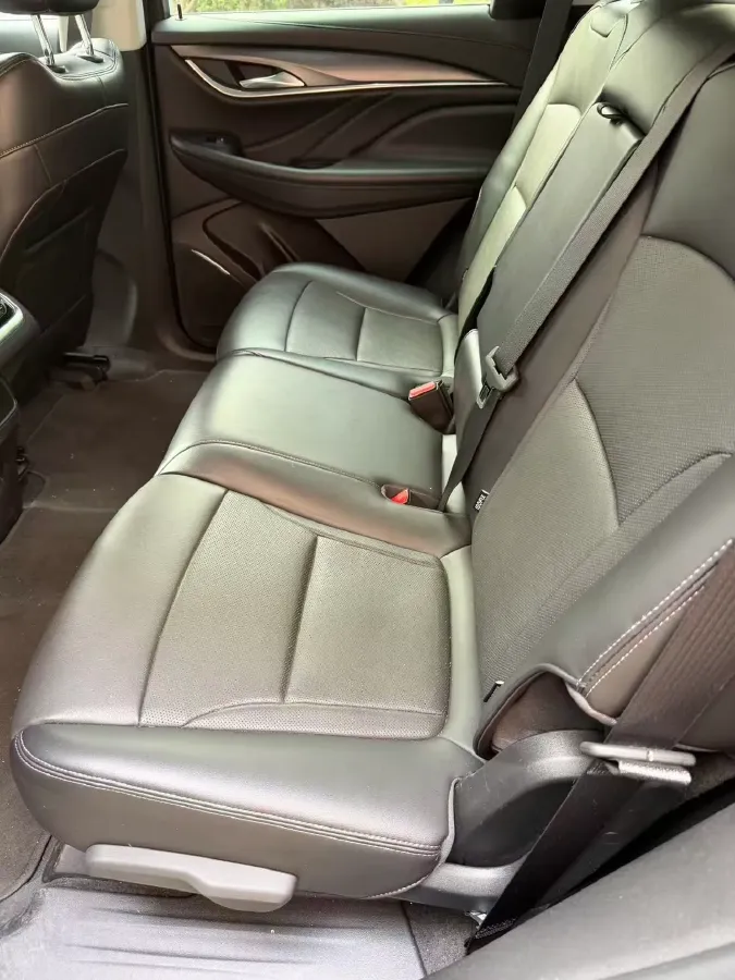 2022 Buick Enclave 2.0T 237HP L4 9AT,autocango,china used car exporter,china ev exporter,chinese used car exporter,chinese used ev exporter