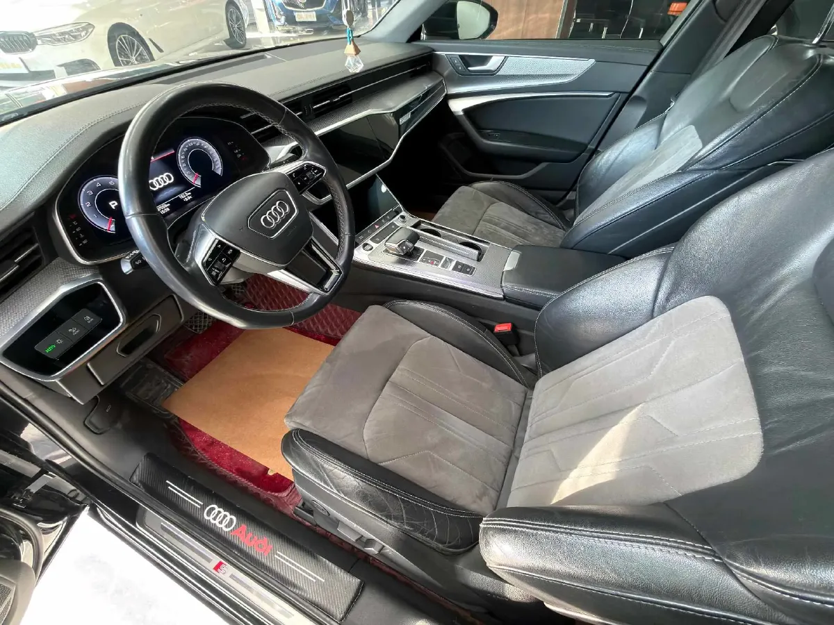 2021 Audi A6L 2.0T 190HP L4 7DCT,autocango,china used car exporter,china ev exporter,chinese used car exporter,chinese used ev exporter
