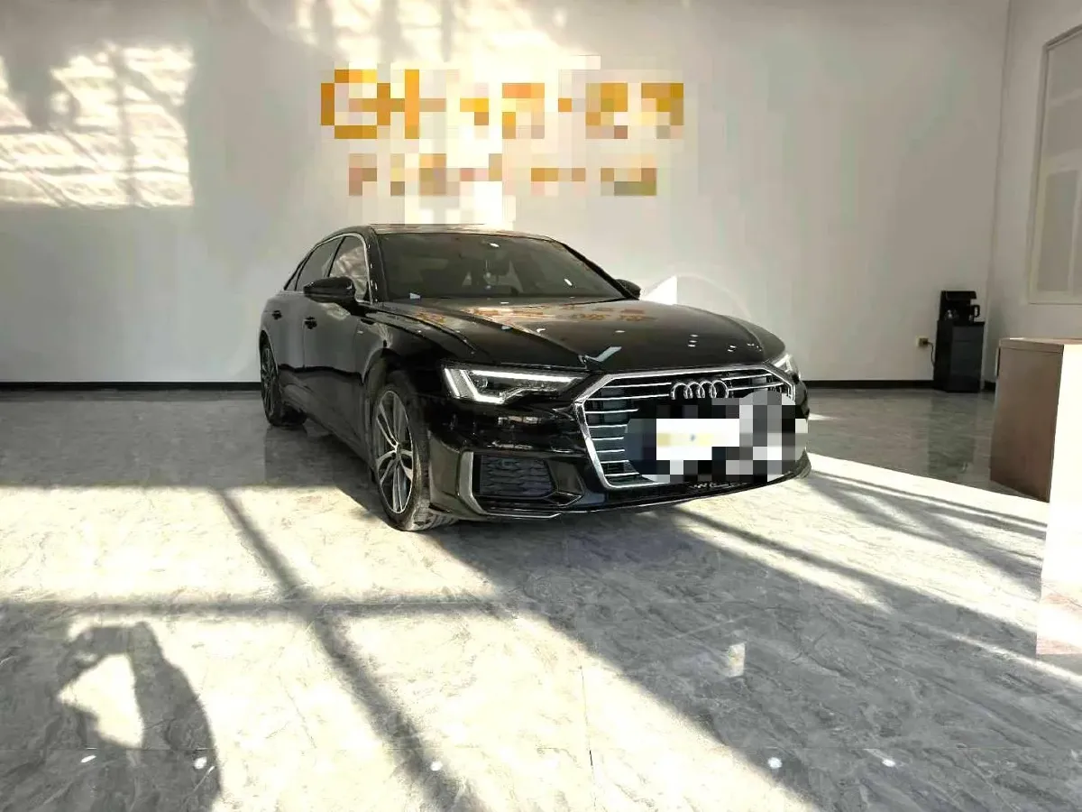 2021 Audi A6L 2.0T 190HP L4 7DCT,autocango,china used car exporter,china ev exporter,chinese used car exporter,chinese used ev exporter