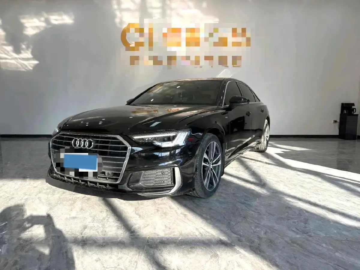 2021 Audi A6L 2.0T 190HP L4 7DCT