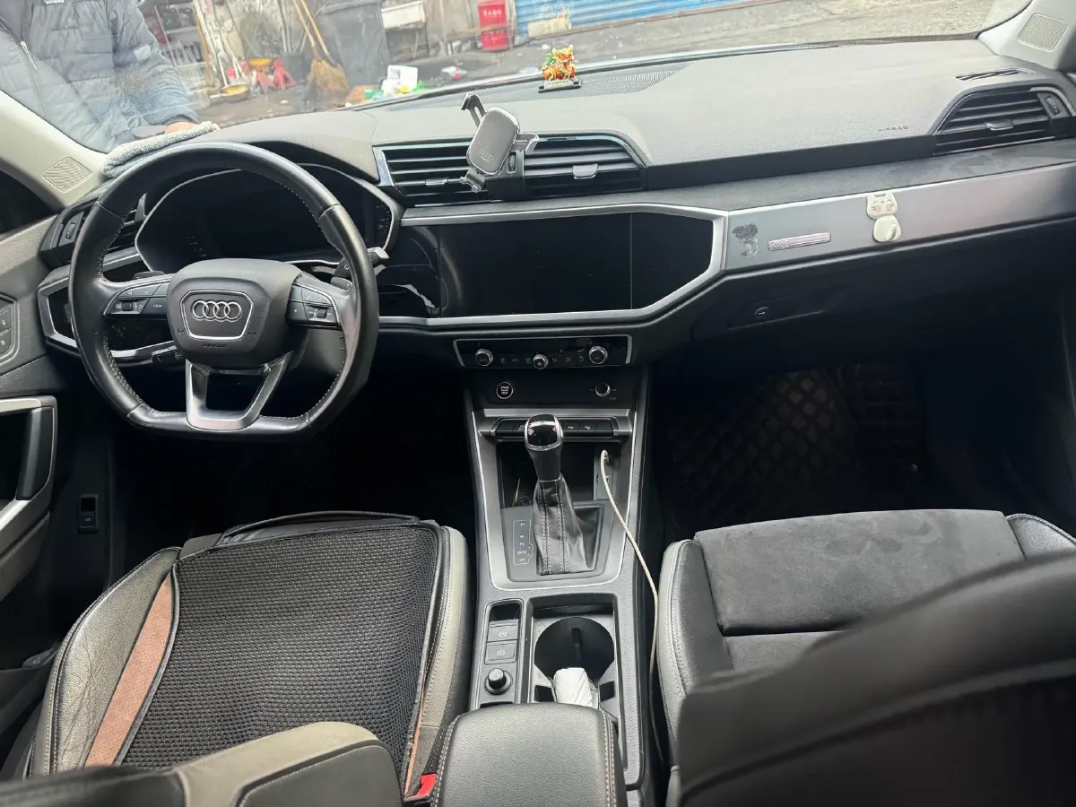 2021 Audi Q3 1.4T 150HP L4 7DCT,autocango,china used car exporter,china ev exporter,chinese used car exporter,chinese used ev exporter