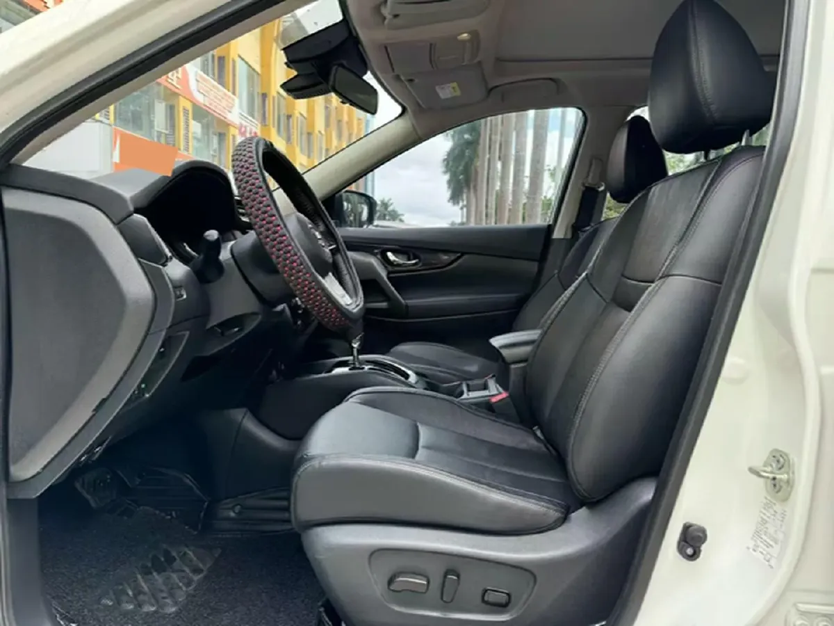 2021 Nissan X-Trail 2.0L 151HP L4 CVT,autocango,china used car exporter,china ev exporter,chinese used car exporter,chinese used ev exporter