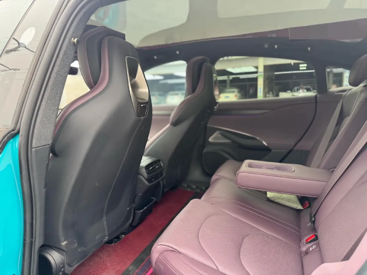 2024 MI SU7 BEV 94.3KWH,autocango,china used car exporter,china ev exporter,chinese used car exporter,chinese used ev exporter