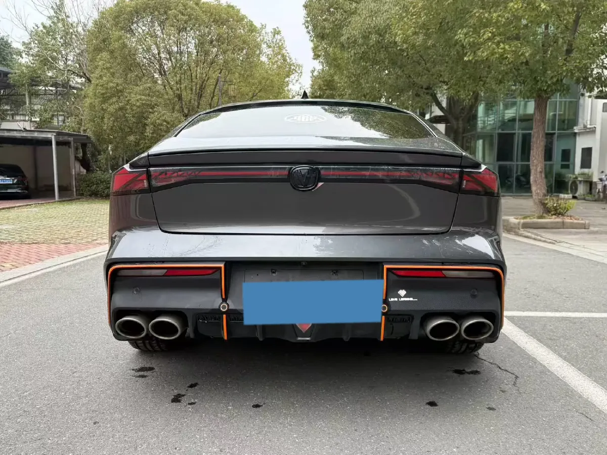 2022 ChangAn UNI-V 2.0T 233HP L4 8AT,autocango,china used car exporter,china ev exporter,chinese used car exporter,chinese used ev exporter