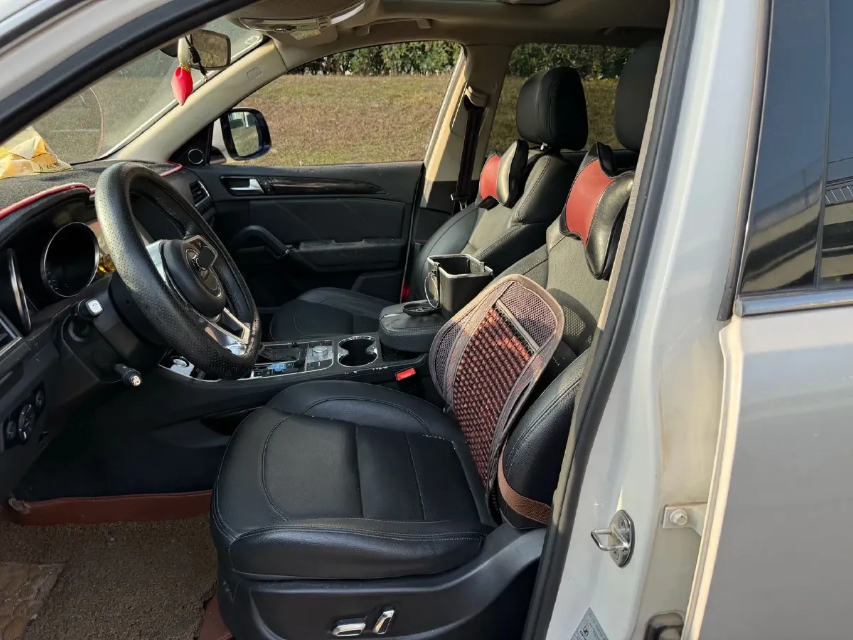 2017 HawTai Santafe 5 1.5T 156HP L4 4AT,autocango,china used car exporter,china ev exporter,chinese used car exporter,chinese used ev exporter