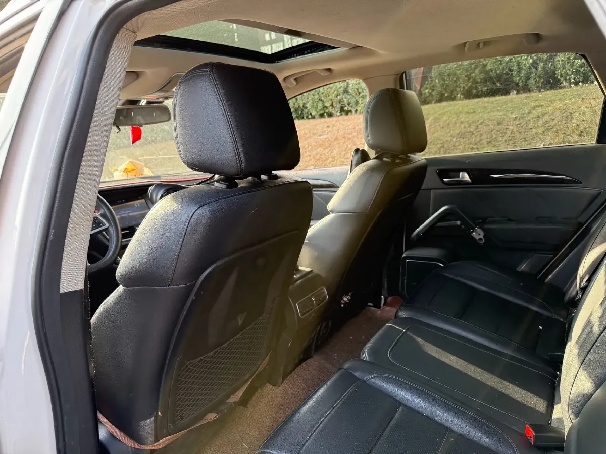 2017 HawTai Santafe 5 1.5T 156HP L4 4AT,autocango,china used car exporter,china ev exporter,chinese used car exporter,chinese used ev exporter