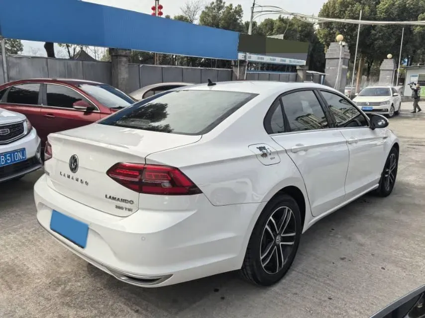 2021 Volkswagen Lamando 1.4T 150HP L4 7DCT,autocango,china used car exporter,china ev exporter,chinese used car exporter,chinese used ev exporter