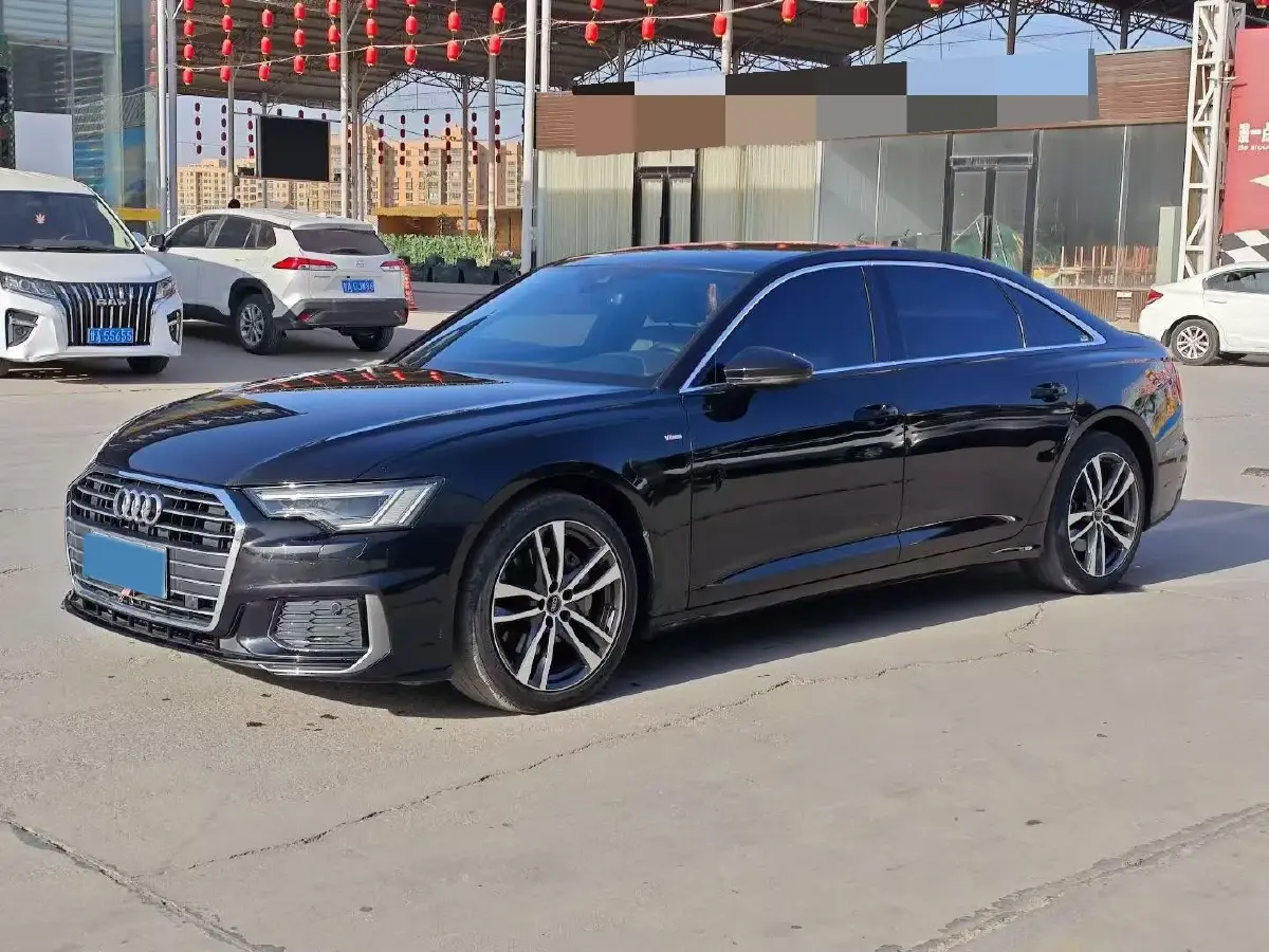 2022 Audi A6L 2.0T 190HP L4 7DCT