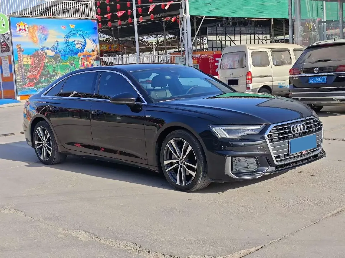 2022 Audi A6L 2.0T 190HP L4 7DCT,autocango,china used car exporter,china ev exporter,chinese used car exporter,chinese used ev exporter