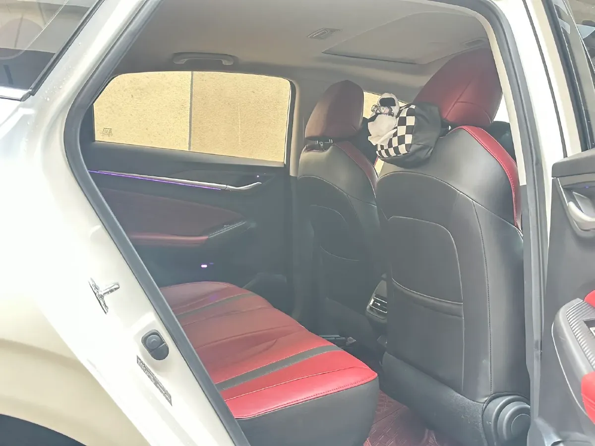 2021 ChangAn Eado 1.4T 160HP L4 7DCT,autocango,china used car exporter,china ev exporter,chinese used car exporter,chinese used ev exporter