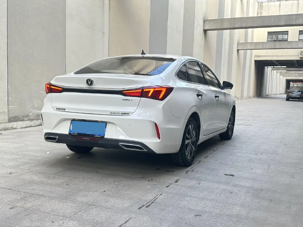 2021 ChangAn Eado 1.4T 160HP L4 7DCT,autocango,china used car exporter,china ev exporter,chinese used car exporter,chinese used ev exporter