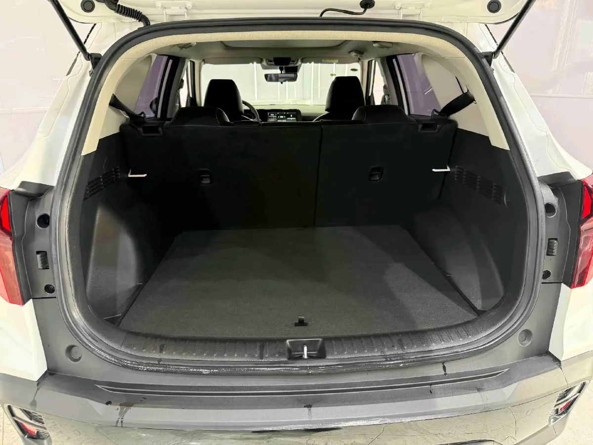 2023 Kia Seltos 1.5L 115HP L4 CVT,autocango,china used car exporter,china ev exporter,chinese used car exporter,chinese used ev exporter